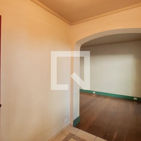 Casa à venda com 350m², 3 quartos e 2 vagas Casa à venda com 350m², 3 quartos e 2 vagasHall de entrada