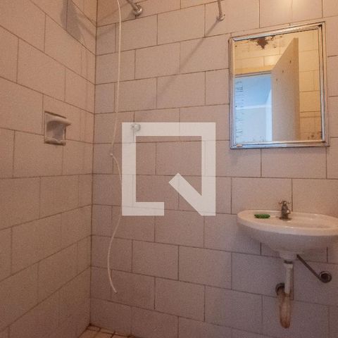Casa à venda com 350m², 3 quartos e 2 vagas Casa à venda com 350m², 3 quartos e 2 vagasBanheiro de serviço