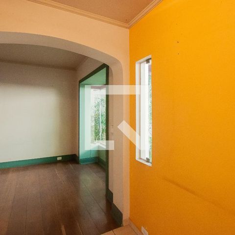 Casa à venda com 350m², 3 quartos e 2 vagas Casa à venda com 350m², 3 quartos e 2 vagasHall de entrada