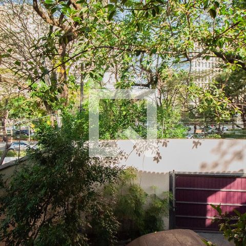 Casa à venda com 350m², 3 quartos e 2 vagas Casa à venda com 350m², 3 quartos e 2 vagasVista do Quarto 1