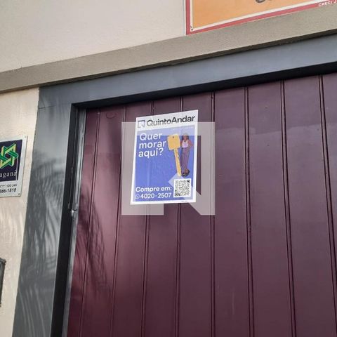 Casa à venda com 350m², 3 quartos e 2 vagas Casa à venda com 350m², 3 quartos e 2 vagasPlaca instalada