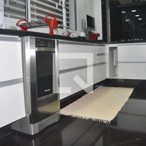 Casa para alugar com 250m², 3 quartos e 5 vagasCozinha