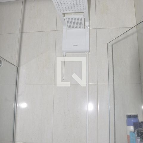 Casa para alugar com 250m², 3 quartos e 5 vagasBanheiro do Quarto 1