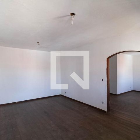 Casa à venda com 220m², 3 quartos e 3 vagasSala 2