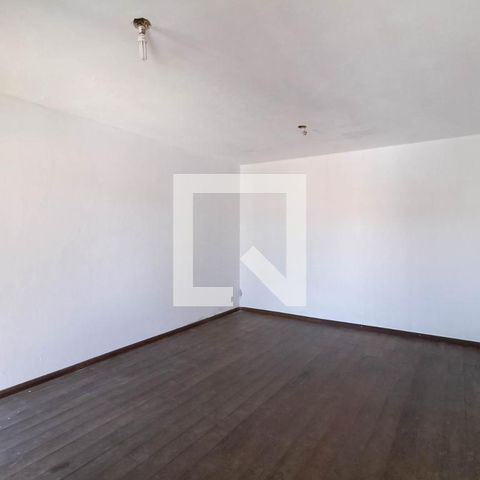 Casa à venda com 220m², 3 quartos e 3 vagasSala 2