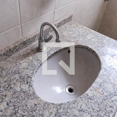 Casa à venda com 220m², 3 quartos e 3 vagasBanheiro social 