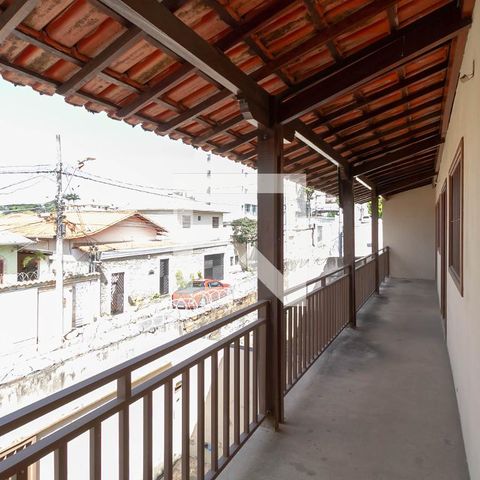 Casa à venda com 220m², 3 quartos e 3 vagasVaranda das salas 1 e 2 