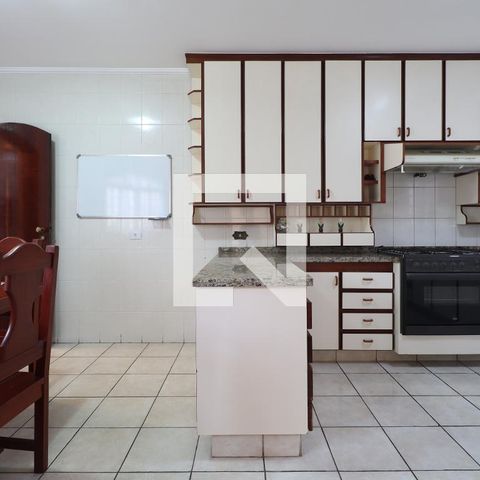 Casa para alugar com 218m², 3 quartos e 3 vagasCozinha