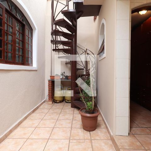 Casa para alugar com 218m², 3 quartos e 3 vagasLavanderia