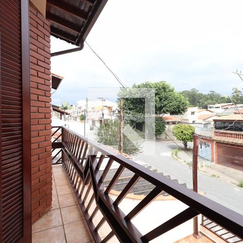 Casa para alugar com 218m², 3 quartos e 3 vagasVaranda