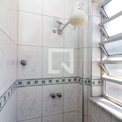 Apartamento à venda com 76m², 3 quartos e sem vagaDetalhe do banheiro