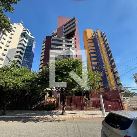 Casa à venda com 331m², 4 quartos e 4 vagasFachada