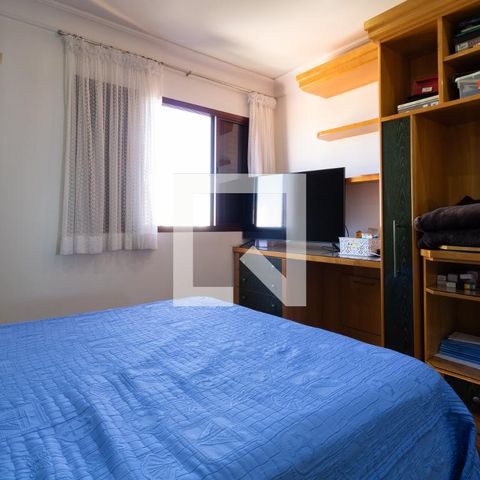 Casa à venda com 331m², 4 quartos e 4 vagasSuíte 2