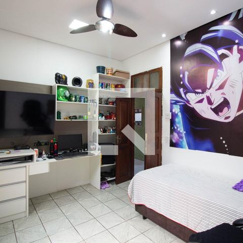 Casa à venda com 250m², 5 quartos e 3 vagasSuíte 1
