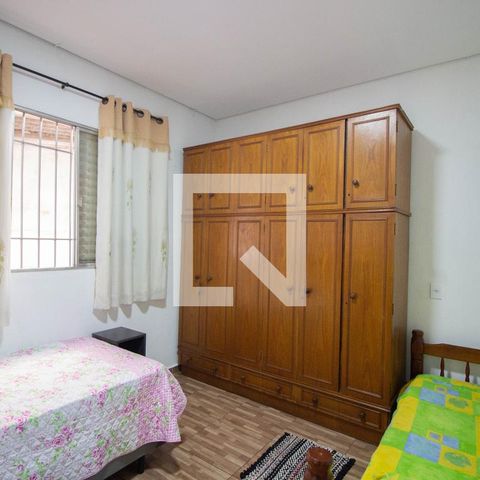Casa à venda com 250m², 5 quartos e 3 vagasQuarto 2