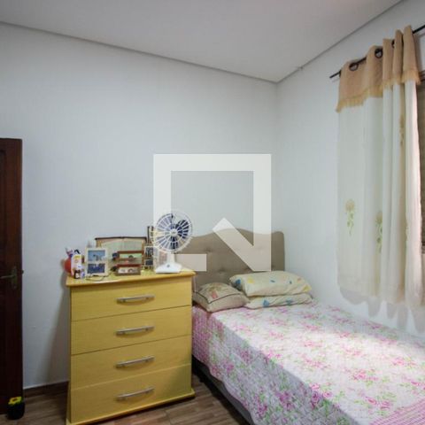 Casa à venda com 250m², 5 quartos e 3 vagasQuarto 2