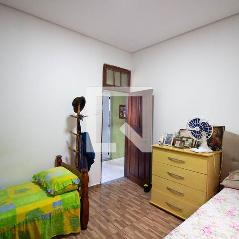 Casa à venda com 250m², 5 quartos e 3 vagasQuarto 2