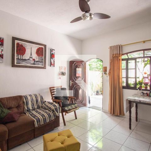 Casa à venda com 250m², 5 quartos e 3 vagasSala