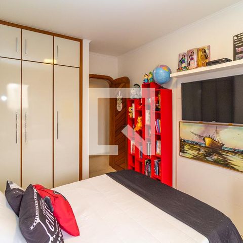 Apartamento à venda com 238m², 4 quartos e 4 vagasQuarto 4 - Suíte 2
