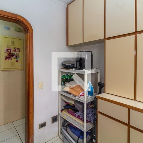 Apartamento à venda com 238m², 4 quartos e 4 vagasQuarto de Serviço
