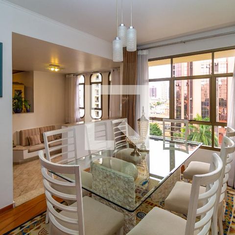Apartamento à venda com 238m², 4 quartos e 4 vagasSala de Jantar