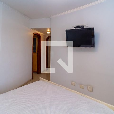 Apartamento à venda com 238m², 4 quartos e 4 vagasQuarto 3 - Suíte 1