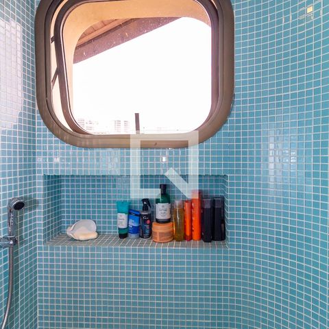 Apartamento à venda com 238m², 4 quartos e 4 vagasBanheiro da Suíte 2