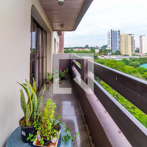 Apartamento à venda com 238m², 4 quartos e 4 vagasSacada