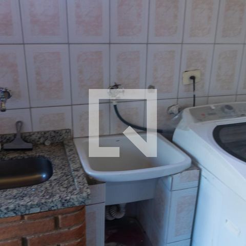 Casa à venda com 70m², 3 quartos e 3 vagasÁrea de Serviço