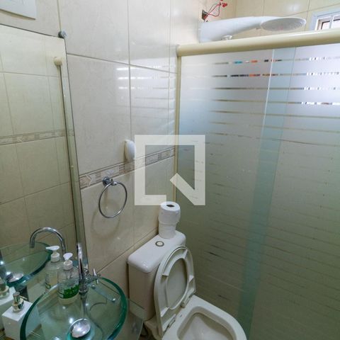 Casa à venda com 70m², 3 quartos e 3 vagasBanheiro 1