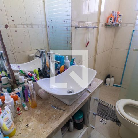 Casa à venda com 70m², 3 quartos e 3 vagasBanheiro 2