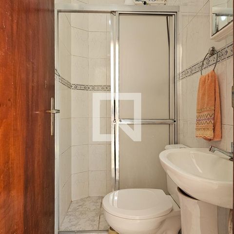Casa para alugar com 250m², 4 quartos e 4 vagasBanheiro 2