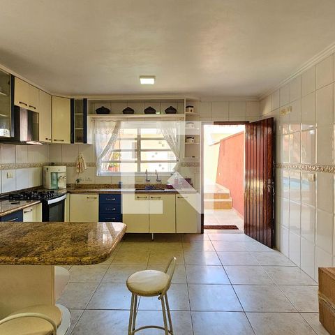 Casa para alugar com 250m², 4 quartos e 4 vagasCozinha