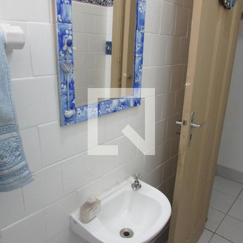Casa à venda com 200m², 4 quartos e 1 vagaBanheiro 1