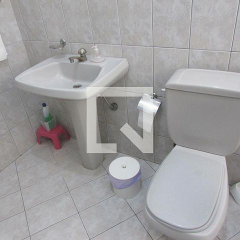 Casa à venda com 200m², 4 quartos e 1 vagaBanheiro 2