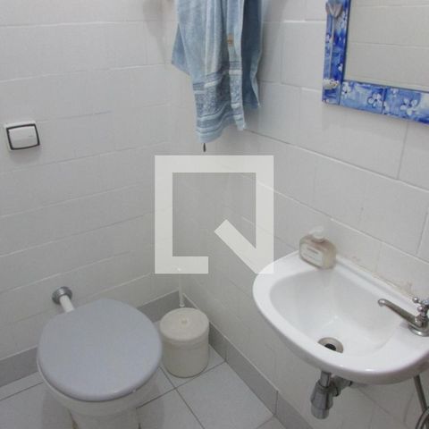 Casa à venda com 200m², 4 quartos e 1 vagaBanheiro 1