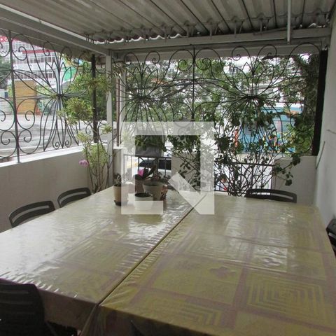 Casa à venda com 200m², 4 quartos e 1 vagaVaranda Sala 1