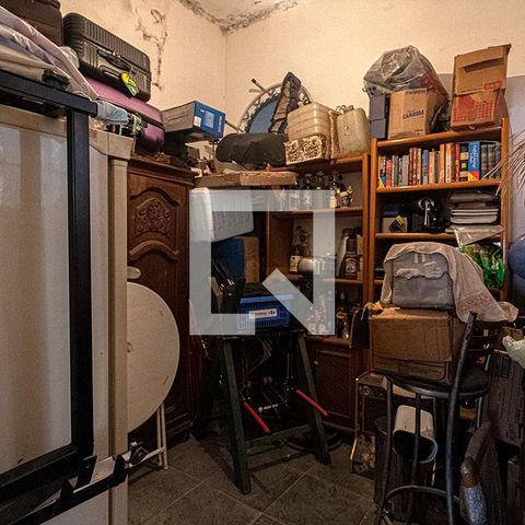 Casa à venda com 300m², 4 quartos e 8 vagasquarto na garagem