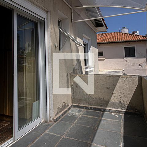 Casa à venda com 300m², 4 quartos e 8 vagassacada da suíte1