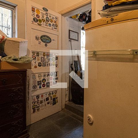 Casa à venda com 300m², 4 quartos e 8 vagasquarto na garagem