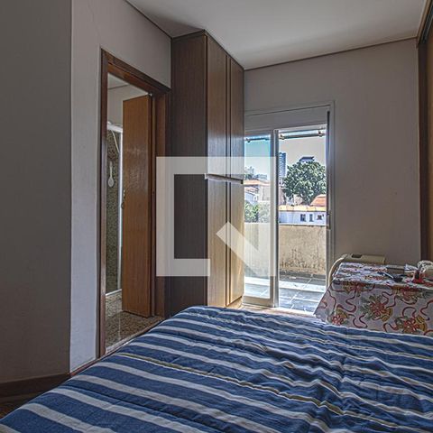 Casa à venda com 300m², 4 quartos e 8 vagassuíte
