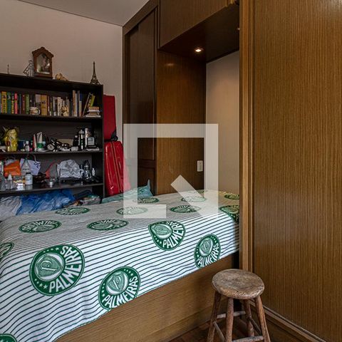 Casa à venda com 300m², 4 quartos e 8 vagassuíte2