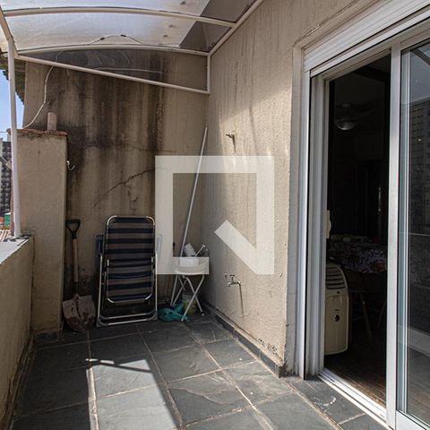 Casa à venda com 300m², 4 quartos e 8 vagassacada da suíte1