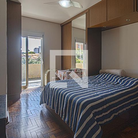 Casa à venda com 300m², 4 quartos e 8 vagassuíte