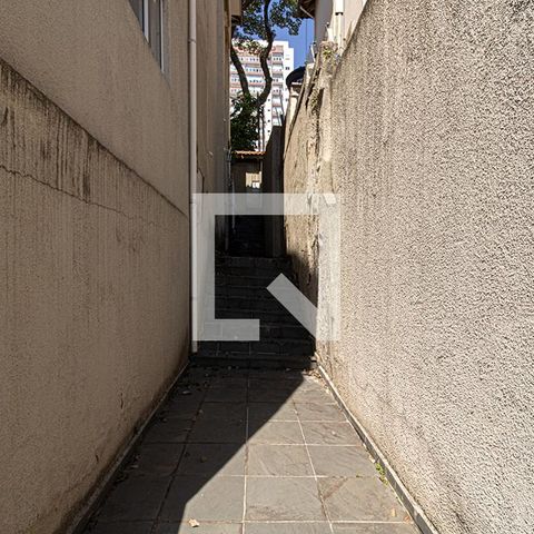 Casa à venda com 300m², 4 quartos e 8 vagascorredor lateral