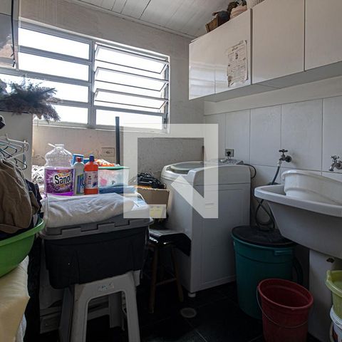 Casa à venda com 300m², 4 quartos e 8 vagasárea de serviço