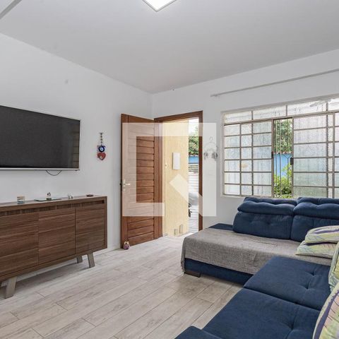 Casa à venda com 150m², 2 quartos e 2 vagasSala