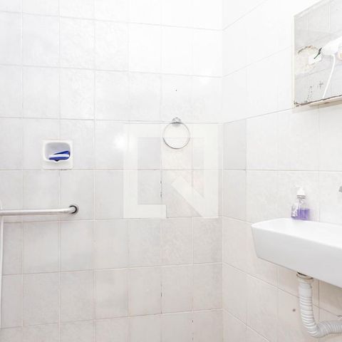 Casa à venda com 150m², 2 quartos e 2 vagasBanheiro de Serviço