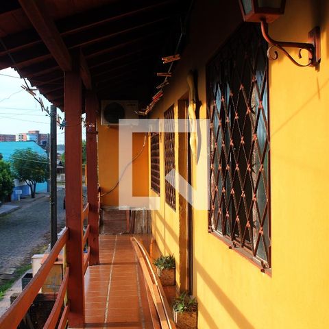 Casa à venda com 90m², 4 quartos e 1 vagaSacada