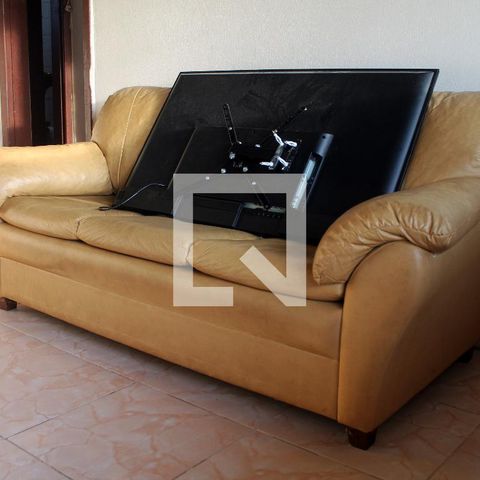 Casa à venda com 90m², 4 quartos e 1 vagaSala